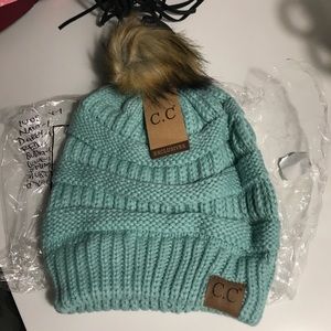 Blue beanie with puff ball ❄️